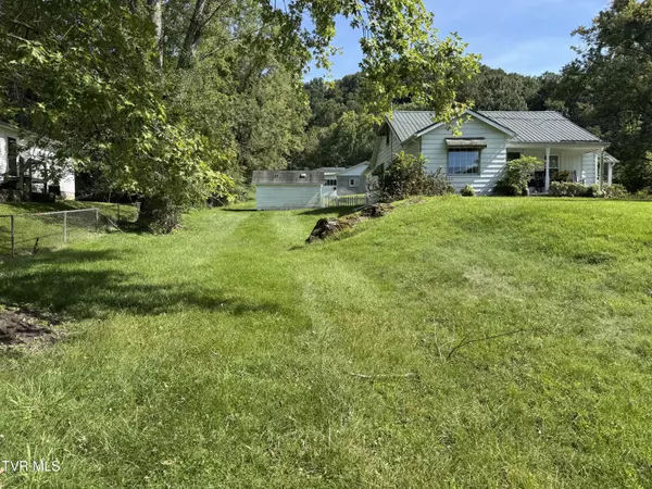 Bristol, TN 37620,2820 Broad ST