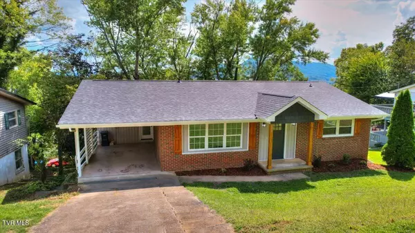 Kingsport, TN 37660,545 Bays View RD