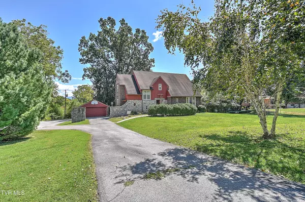 Bristol, TN 37620,1719 Holston DR