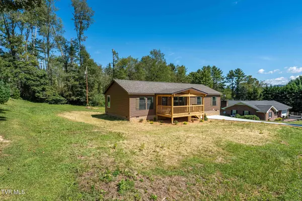 Mountain City, TN 37683,300 Cedar ST