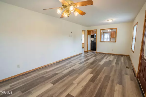 Bristol, TN 37620,301 Tween Hills RD