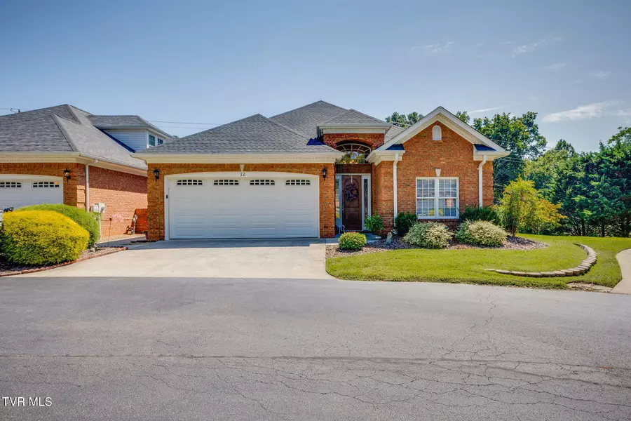 1212 Fall Creek RD #12, Kingsport, TN 37664