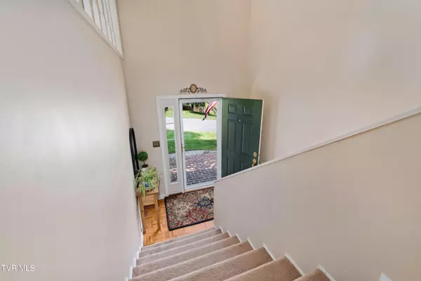 Johnson City, TN 37601,135 Heather LN