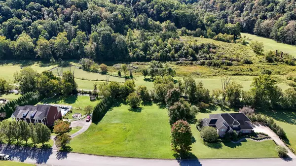 Bristol, TN 37620,1026 Deer Harbour RD