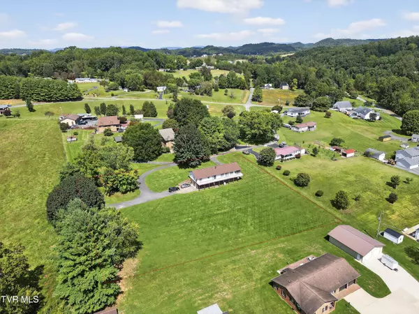 Abingdon, VA 24211,22231 Sandcastle RD