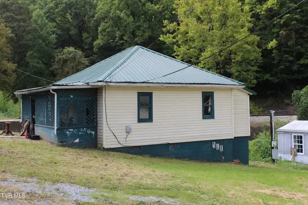 Saint Charles, VA 24282,167 Baxter LOOP