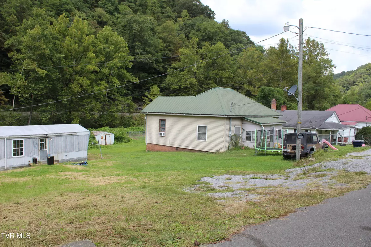 Saint Charles, VA 24282,167 Baxter LOOP