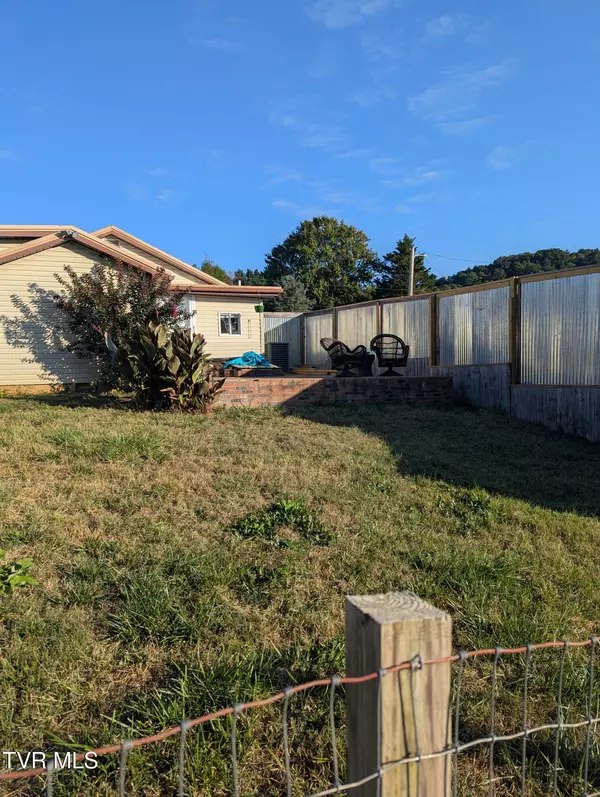 Bristol, VA 24202,12338 Reedy Creek RD