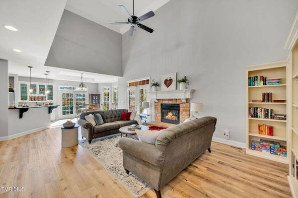 Jonesborough, TN 37659,215 Timberlyne Parc