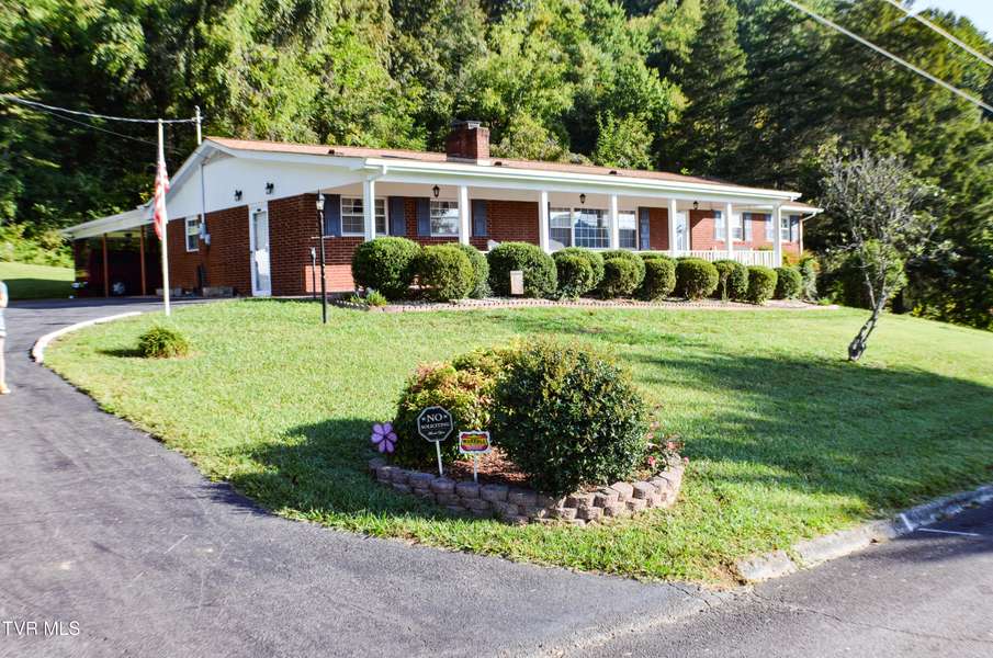 213 Russell DR, Rogersville, TN 37857