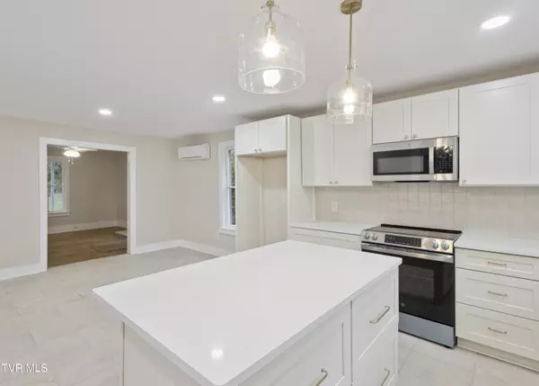 Cleveland, VA 24225,630 Artrip RD