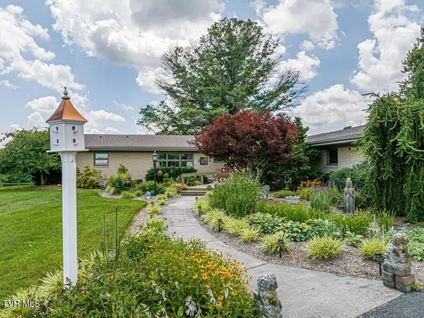 Abingdon, VA 24211,25449 Lee HWY