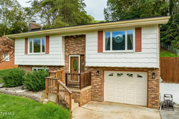 Johnson City, TN 37604,310 Brandonwood DR