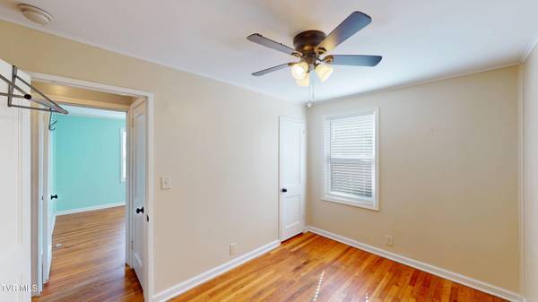 Kingsport, TN 37664,1557 Greenfield AVE