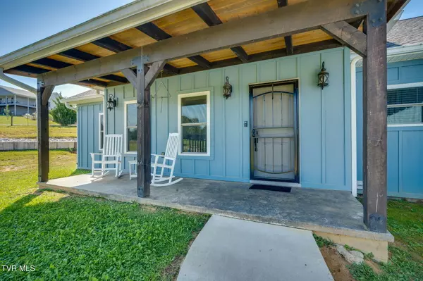 Chuckey, TN 37641,325 Barren RD