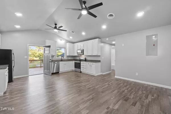 Greeneville, TN 37743,255 Birdwell CIR