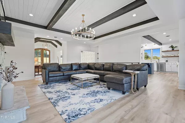 Johnson City, TN 37601,359 Carroll Creek RD