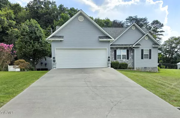 Dandridge, TN 37725,1126 Sunshine DR