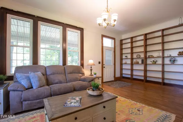 Damascus, VA 24236,21160 Jeb Stuart HWY