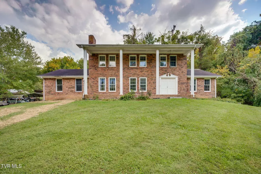 2531 Bob Little RD, Elizabethton, TN 37643