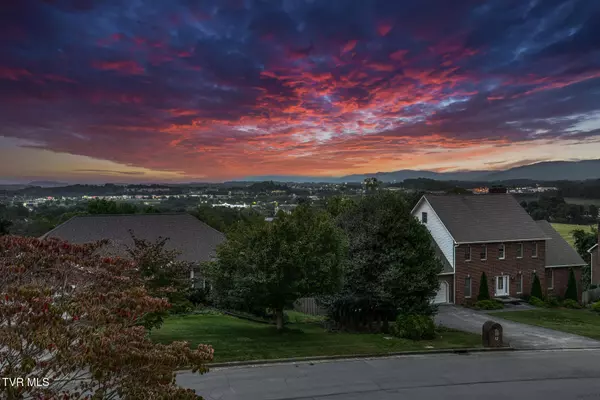 Johnson City, TN 37604,2304 Granite DR