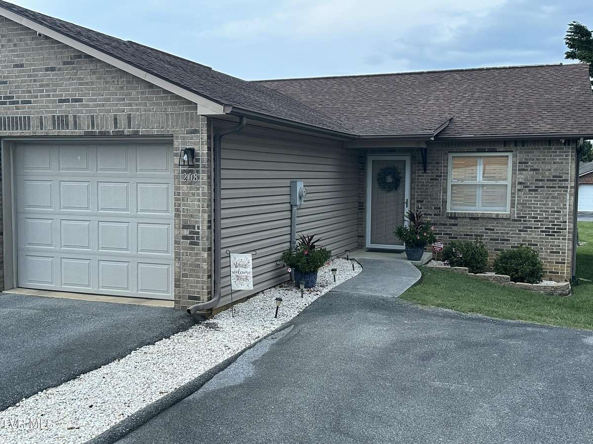 Gray, TN 37615,208 Haley Circle CIR #2