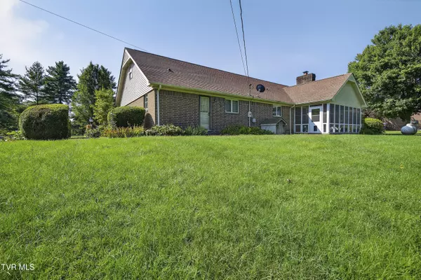 Abingdon, VA 24211,28065 Lee HWY