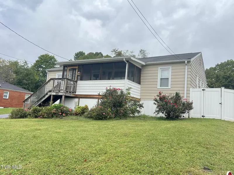 2461 Bradley ST, Bristol, VA 24201