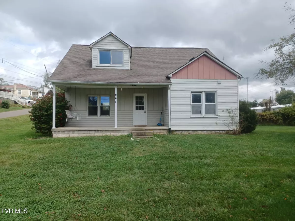 Glade Spring, VA 24340,201 Sweet Brier ST