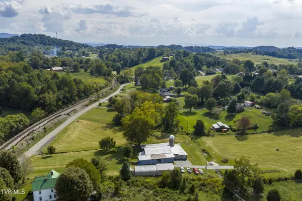 Bluff City, TN 37618,2158 Vance Tank RD