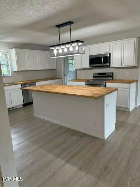 Johnson City, TN 37601,4113 Englewood BLVD