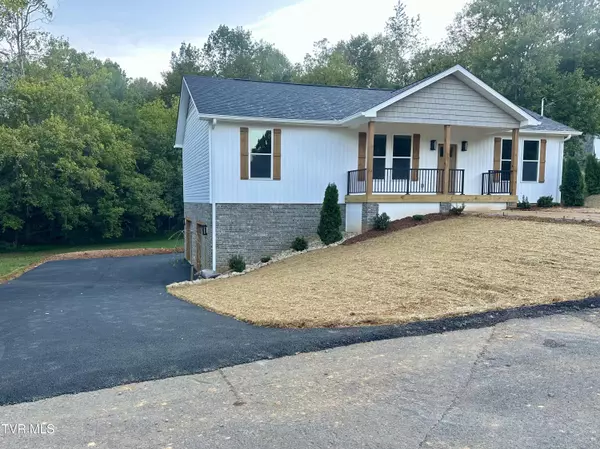 Elizabethton, TN 37643,905 Fairlane DR