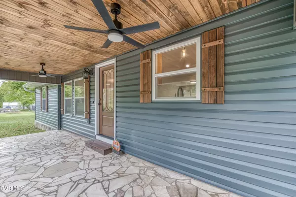 Elizabethton, TN 37643,1041 Dry Creek RD