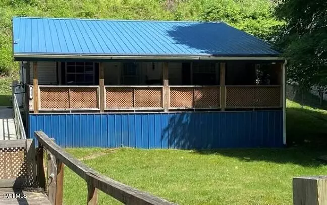 318 Adria RD, North Tazewell, VA 24630