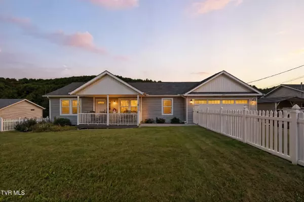 470 Roaming DR, Chuckey, TN 37641