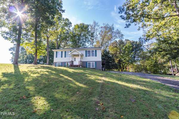 Jonesborough, TN 37659,164 Cochran RD