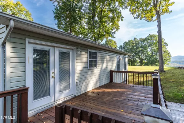 Jonesborough, TN 37659,164 Cochran RD