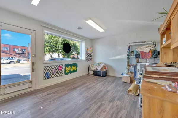 Kingsport, TN 37660,343 Sullivan ST