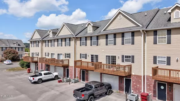 Johnson City, TN 37604,617 Hazel ST #203