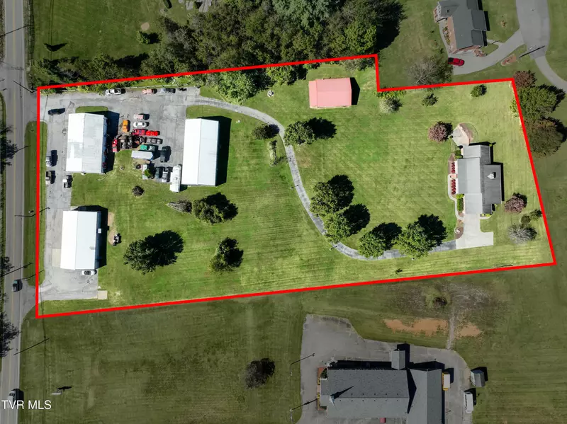 2114 Bloomingdale RD, Kingsport, TN 37660