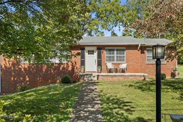 Johnson City, TN 37604,300 Peach Blossom CT