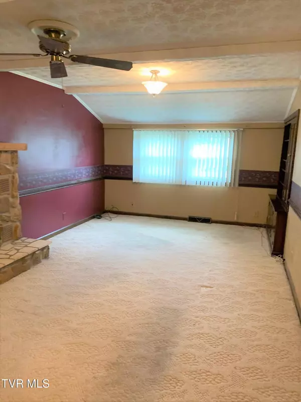 Jonesborough, TN 37659,1215 Jackson BLVD