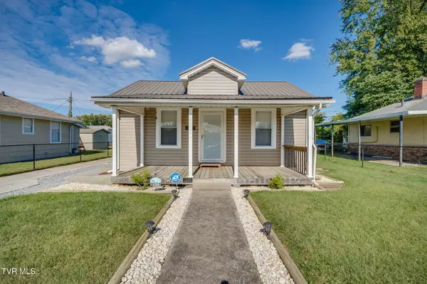 1318 Willow ST, Kingsport, TN 37664