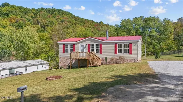 109 Yard Hill RD, Elizabethton, TN 37643