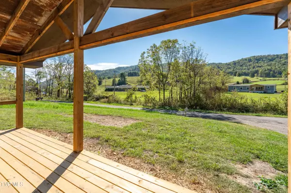 Butler, TN 37640,382 Lowell Stalcup RD