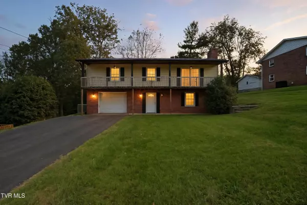 Johnson City, TN 37604,1312 Plantation DR