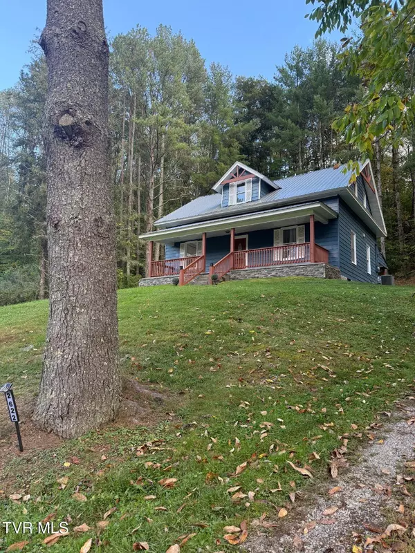 2622 Shawnee AVE, Big Stone Gap, VA 24219