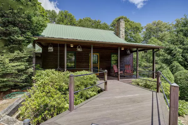 Roan Mountain, TN 37687,538 Burbank RD