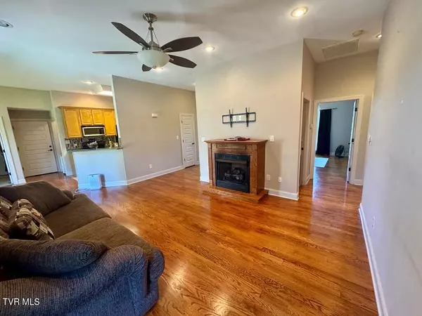 Glade Spring, VA 24340,32482 Spring Crest DR