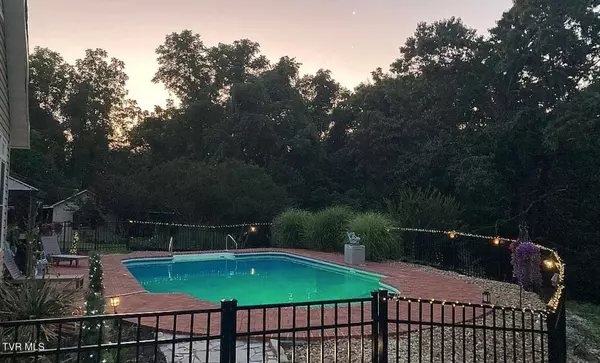 Johnson City, TN 37601,536 Jim Elliot RD